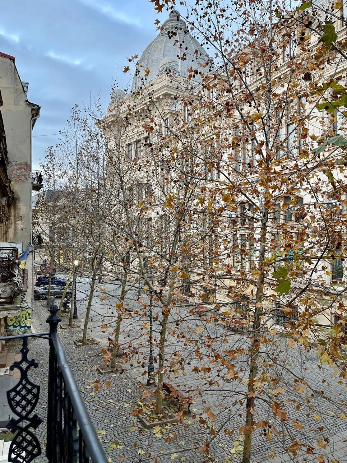 Old Town Jacuzzi Studio Bukarest Exterior foto